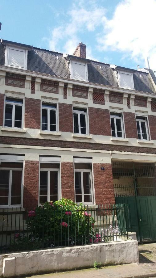 Apt 8 Du Temple Hypercentre & Parking Lejlighed Cambrai Eksteriør billede